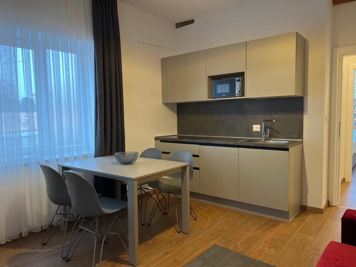 Nadija Apartmani Poreč Exterior foto